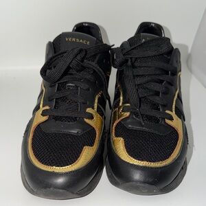 Versace Black and Gold men’s Greca style